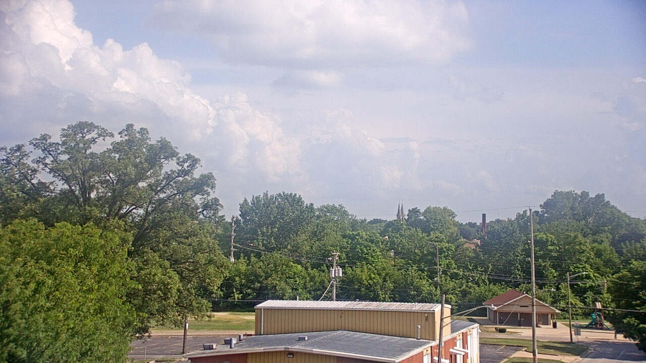 Thumbnail for current weather camera view from Streator Township HS in Streator, Illinois