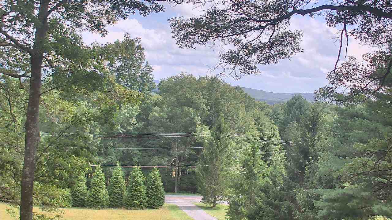 Thumbnail for current weather camera view from Sky Valley Lodge in Swanton, Maryland
