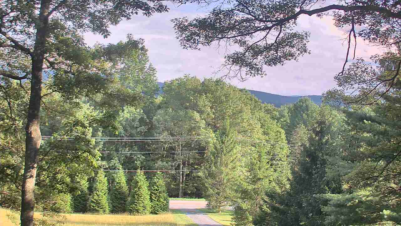 Thumbnail for current weather camera view from Sky Valley Lodge in Swanton, Maryland