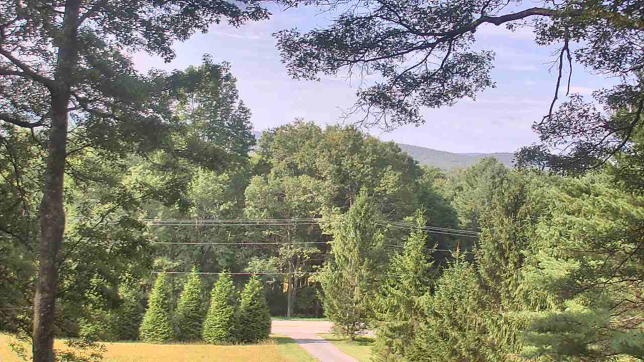 Thumbnail for current weather camera view from Sky Valley Lodge in Swanton, Maryland