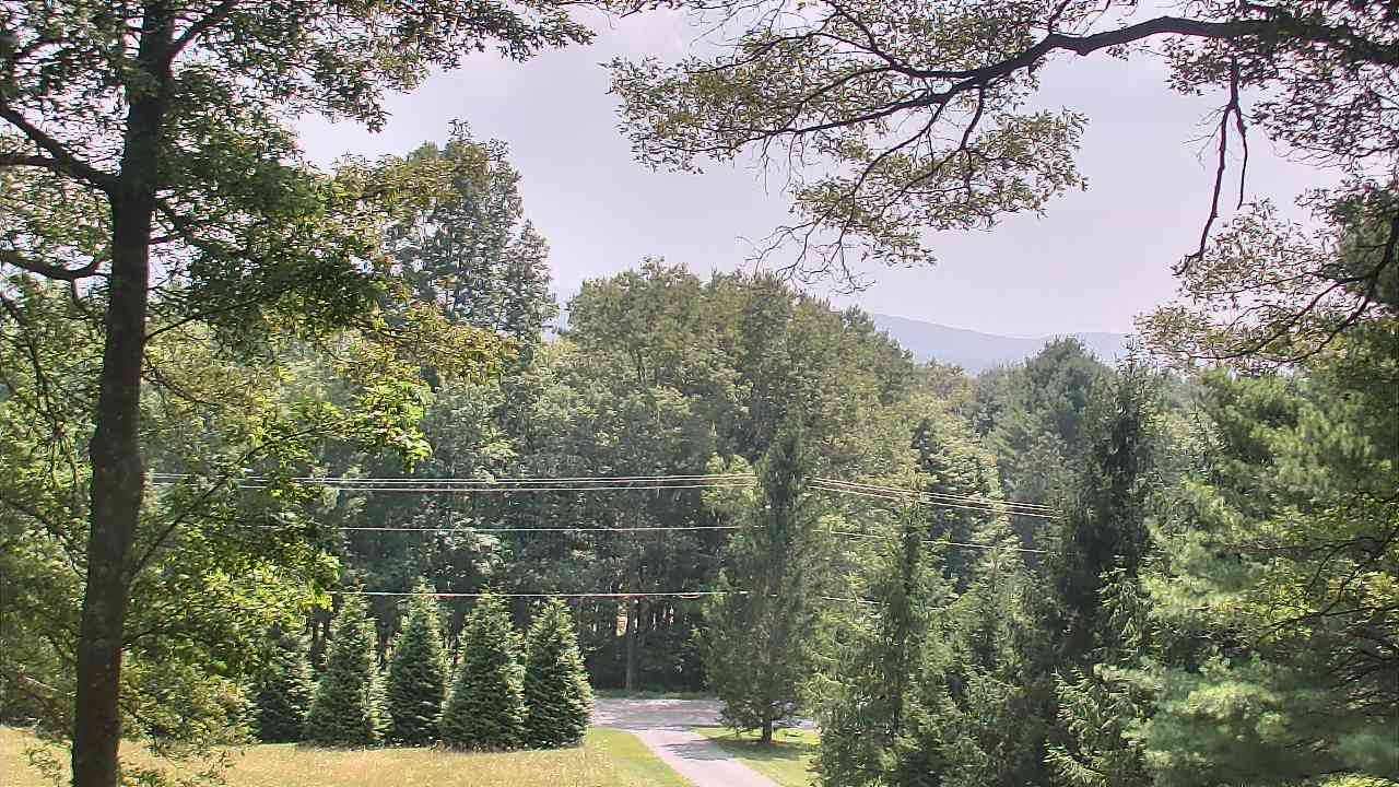Thumbnail for current weather camera view from Sky Valley Lodge in Swanton, Maryland