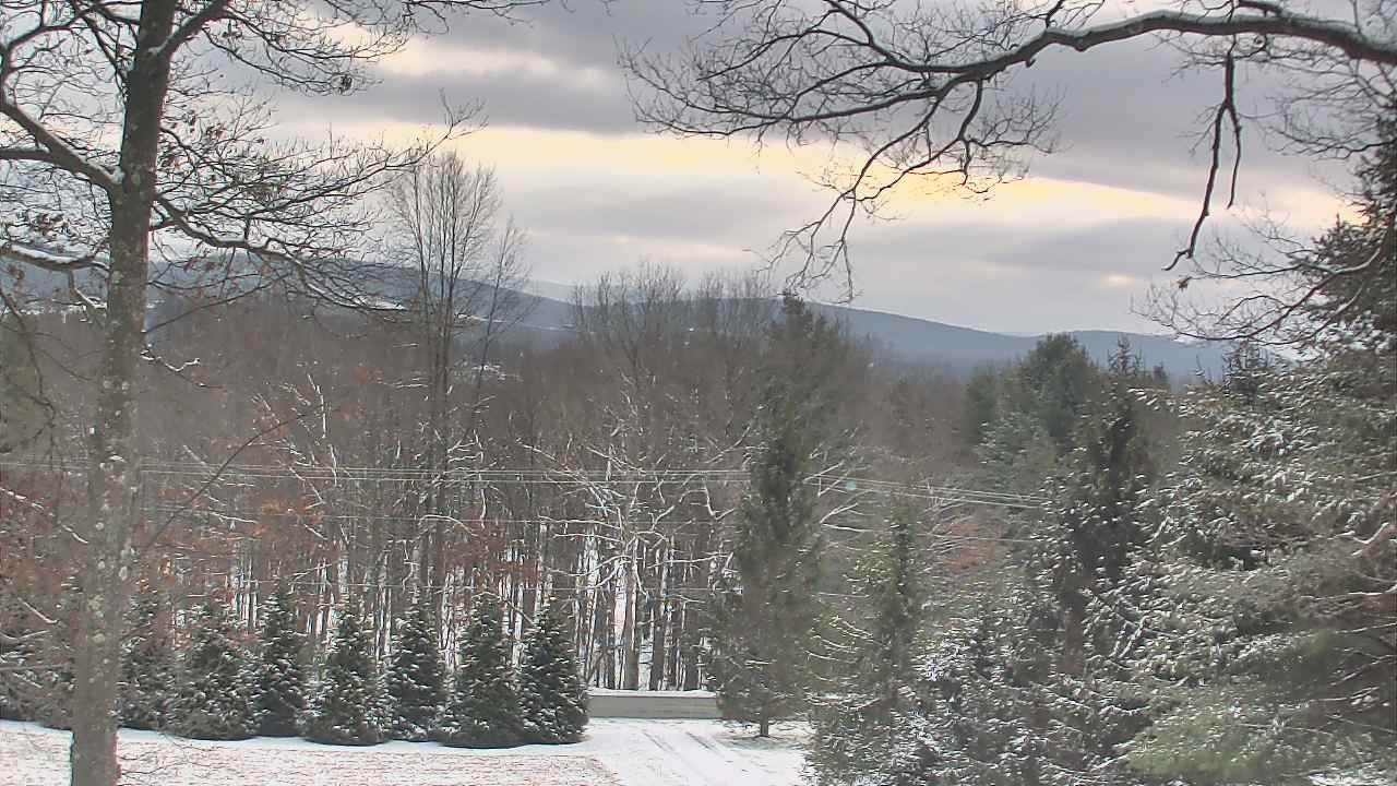 Thumbnail for current weather camera view from Sky Valley Lodge in Swanton, Maryland