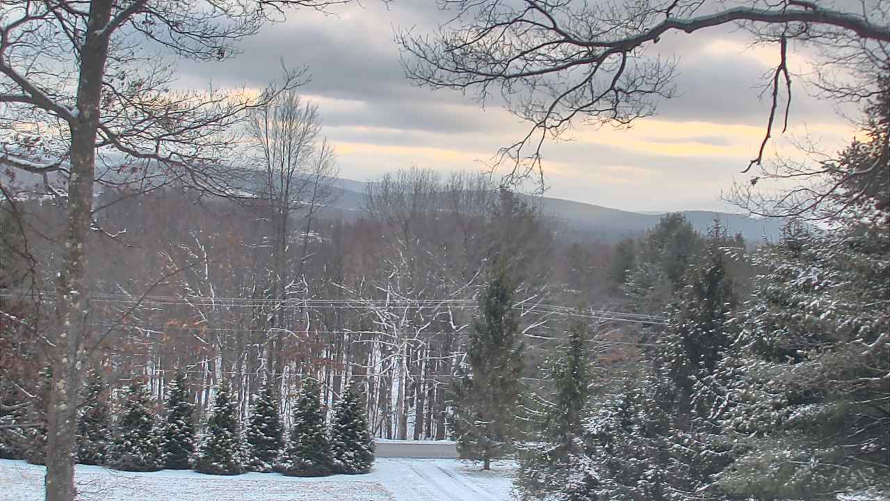 Thumbnail for current weather camera view from Sky Valley Lodge in Swanton, Maryland