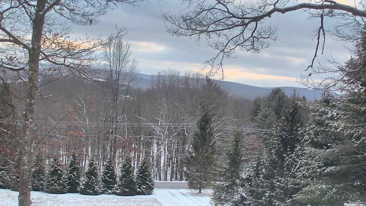 Thumbnail for current weather camera view from Sky Valley Lodge in Swanton, Maryland