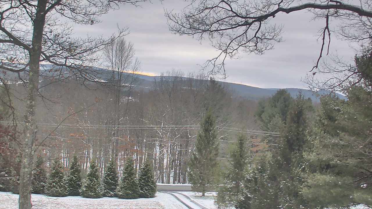 Thumbnail for current weather camera view from Sky Valley Lodge in Swanton, Maryland