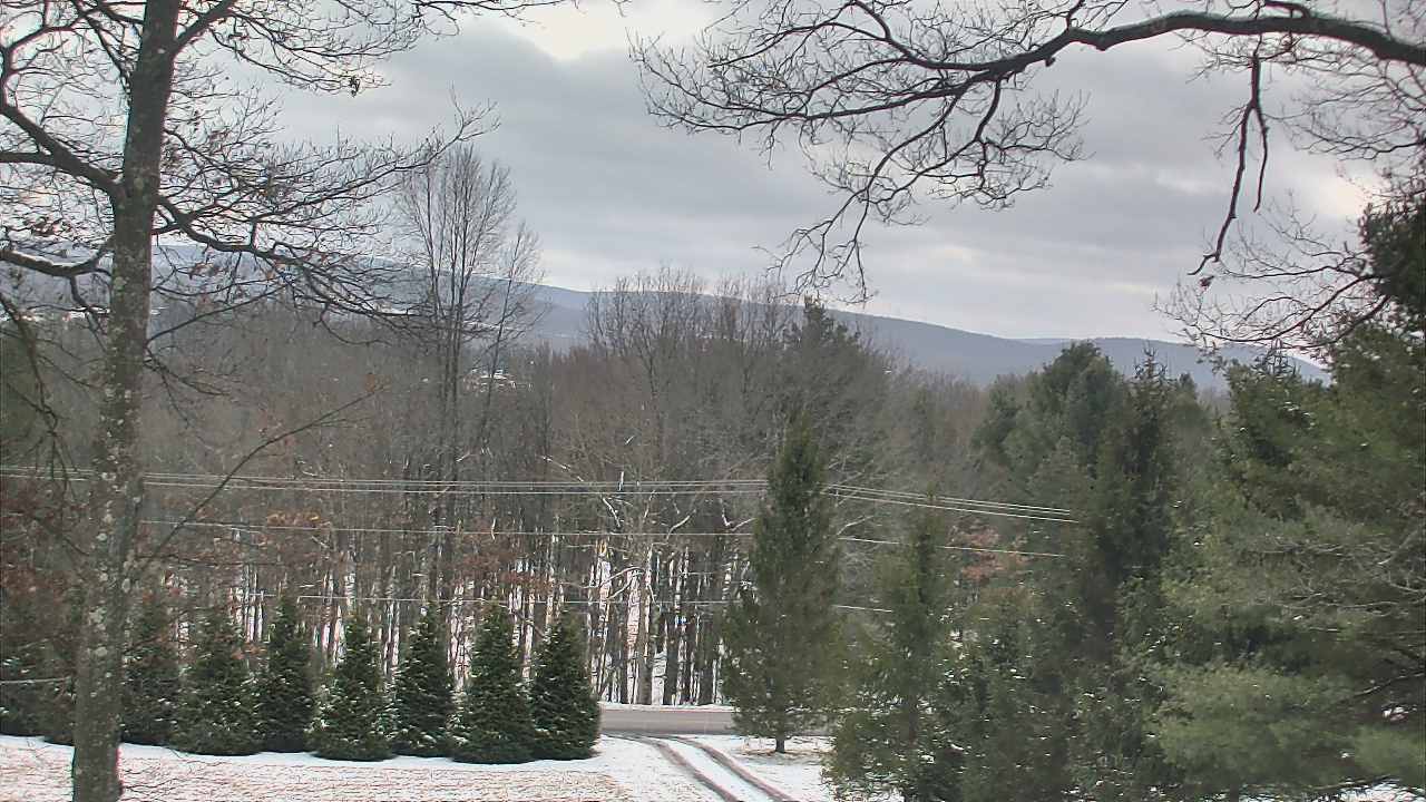Thumbnail for current weather camera view from Sky Valley Lodge in Swanton, Maryland