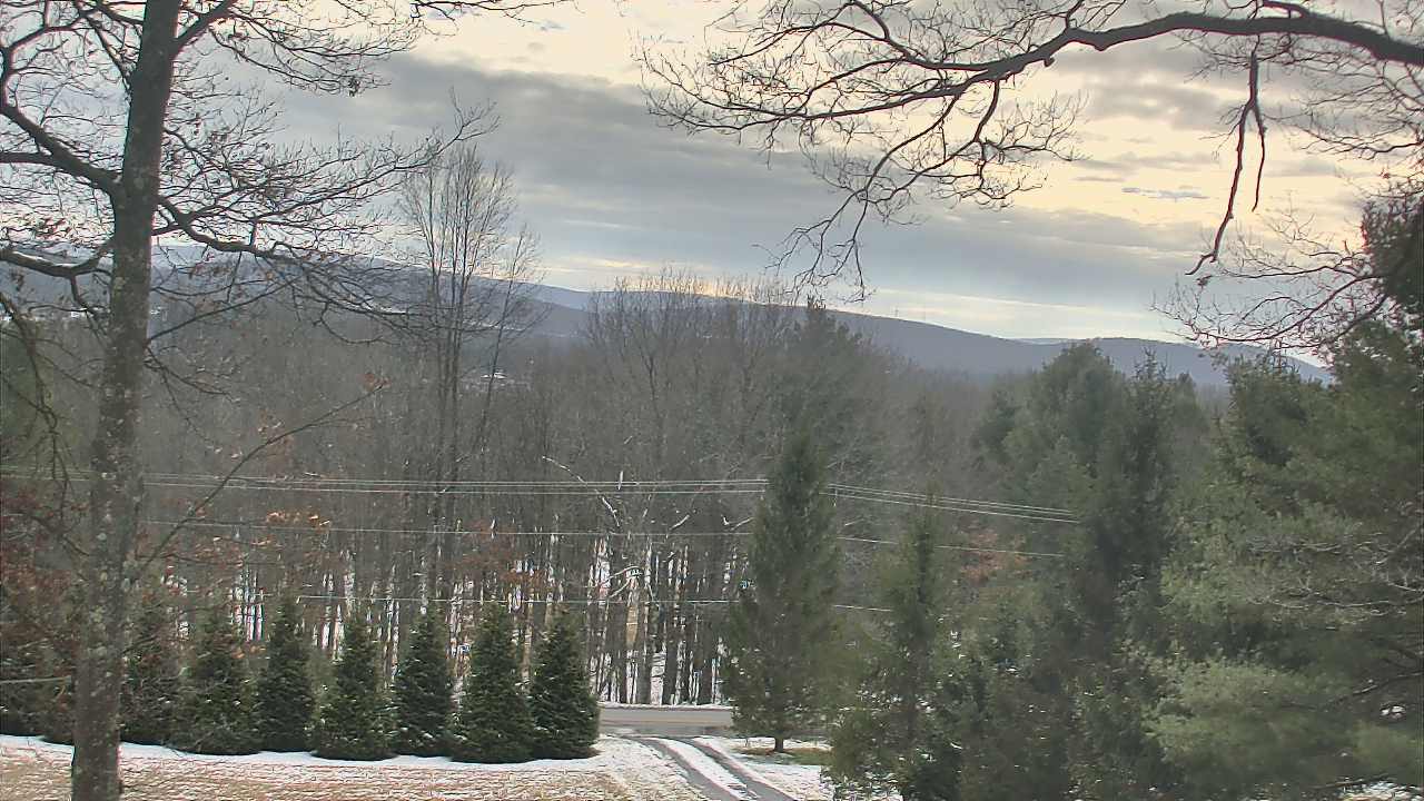 Thumbnail for current weather camera view from Sky Valley Lodge in Swanton, Maryland