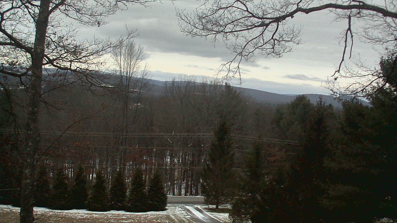 Thumbnail for current weather camera view from Sky Valley Lodge in Swanton, Maryland