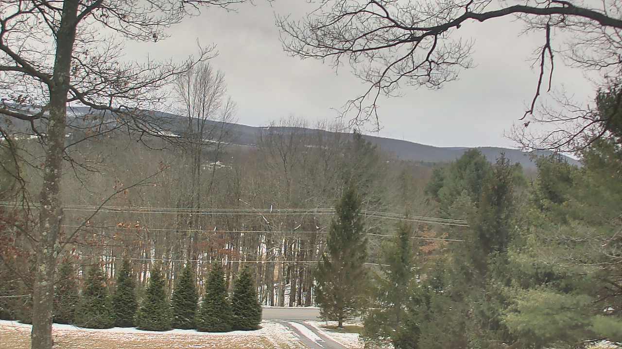 Thumbnail for current weather camera view from Sky Valley Lodge in Swanton, Maryland