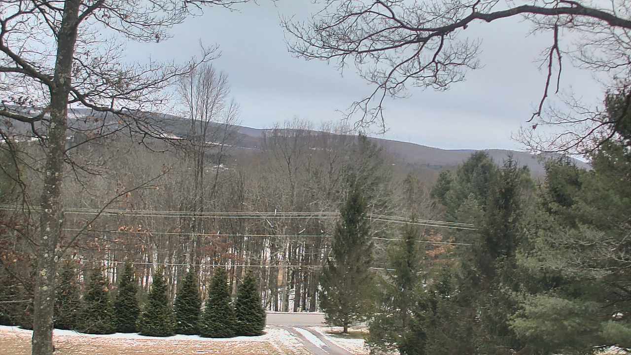 Thumbnail for current weather camera view from Sky Valley Lodge in Swanton, Maryland