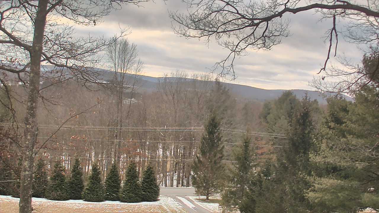Thumbnail for current weather camera view from Sky Valley Lodge in Swanton, Maryland