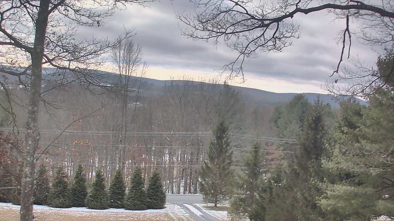 Thumbnail for current weather camera view from Sky Valley Lodge in Swanton, Maryland