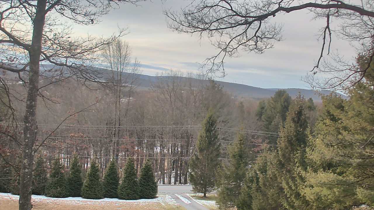Thumbnail for current weather camera view from Sky Valley Lodge in Swanton, Maryland