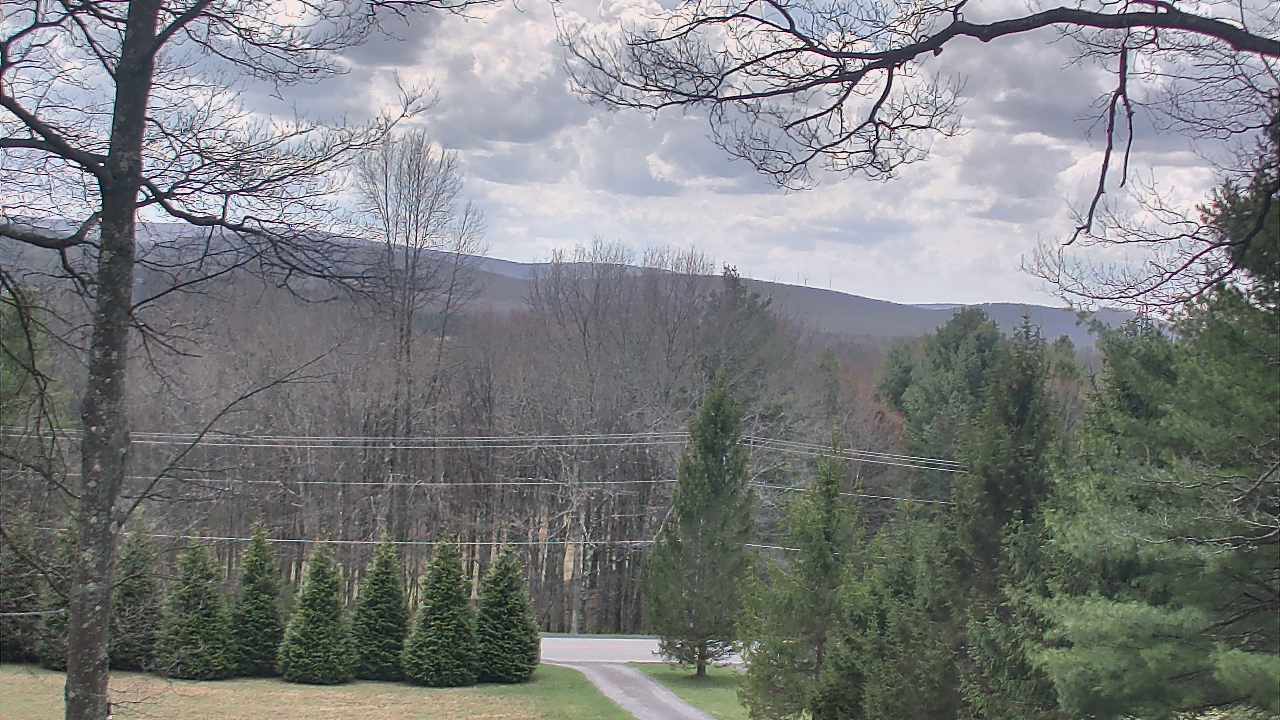 Thumbnail for current weather camera view from Sky Valley Lodge in Swanton, Maryland