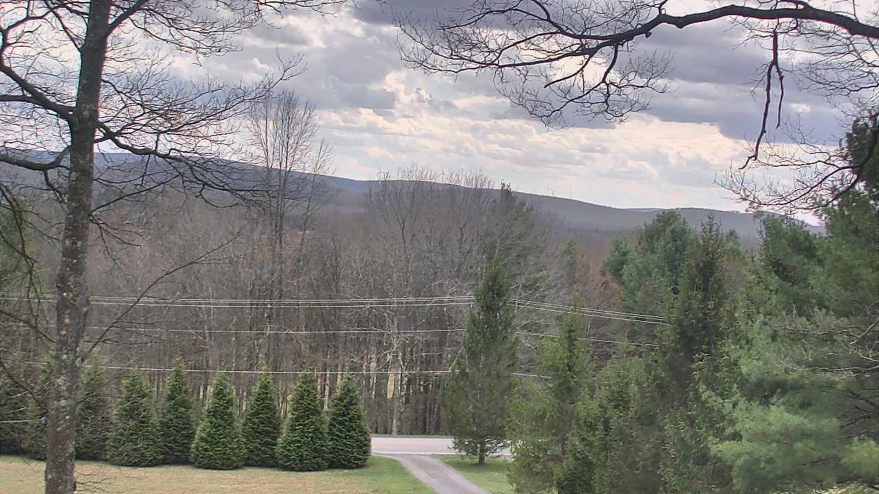 Thumbnail for current weather camera view from Sky Valley Lodge in Swanton, Maryland