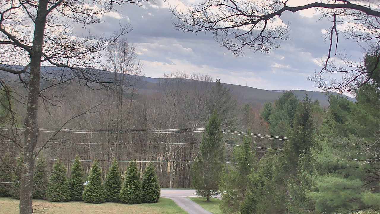 Thumbnail for current weather camera view from Sky Valley Lodge in Swanton, Maryland