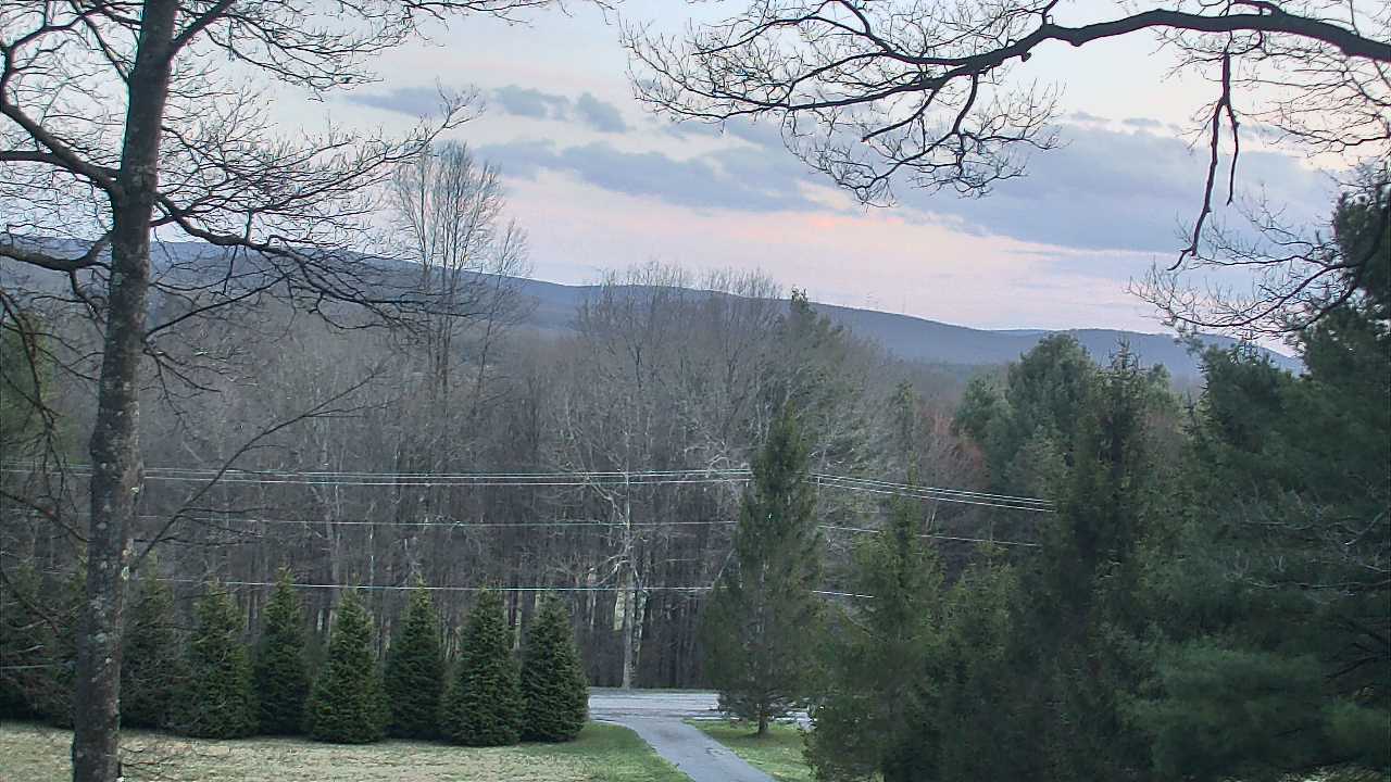 Thumbnail for current weather camera view from Sky Valley Lodge in Swanton, Maryland