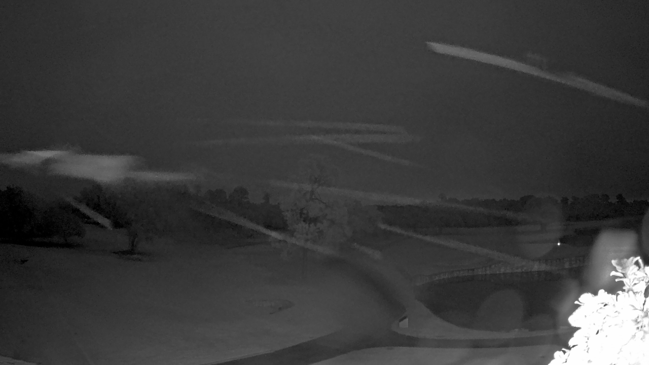 Thumbnail for current weather camera view from The Clubs at Houston Oaks in Hockley, Texas