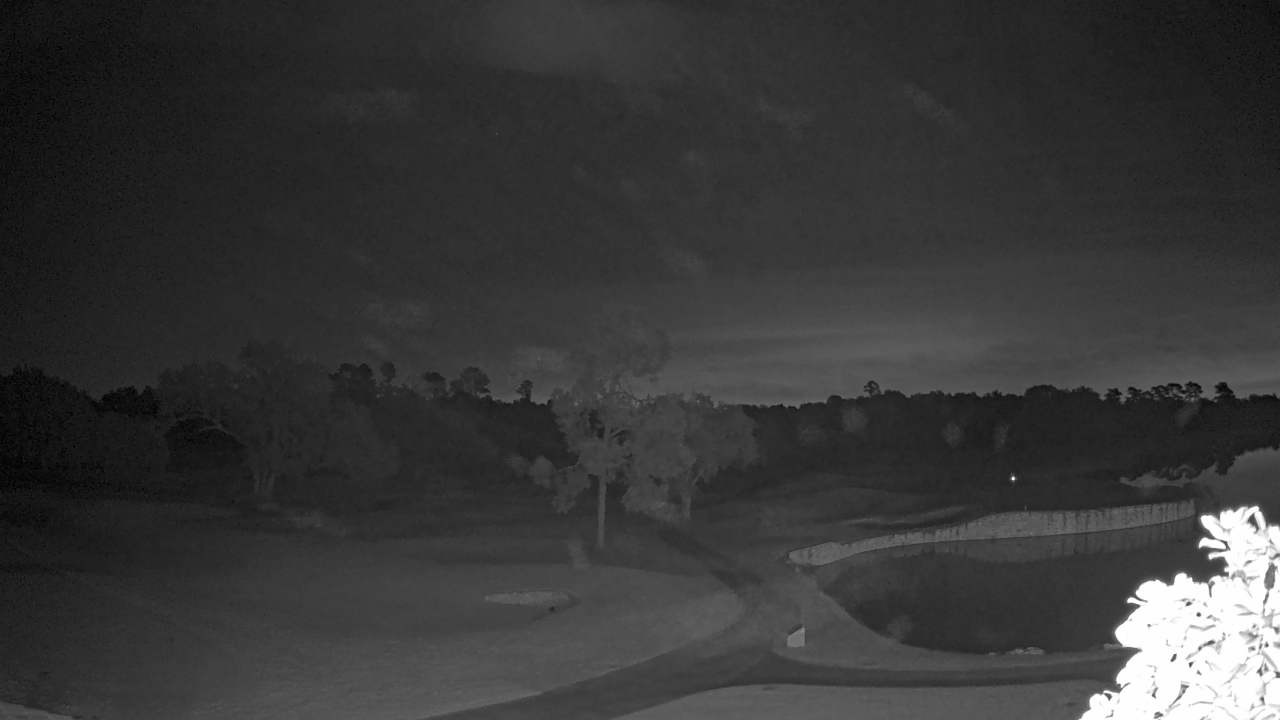 Thumbnail for current weather camera view from The Clubs at Houston Oaks in Hockley, Texas