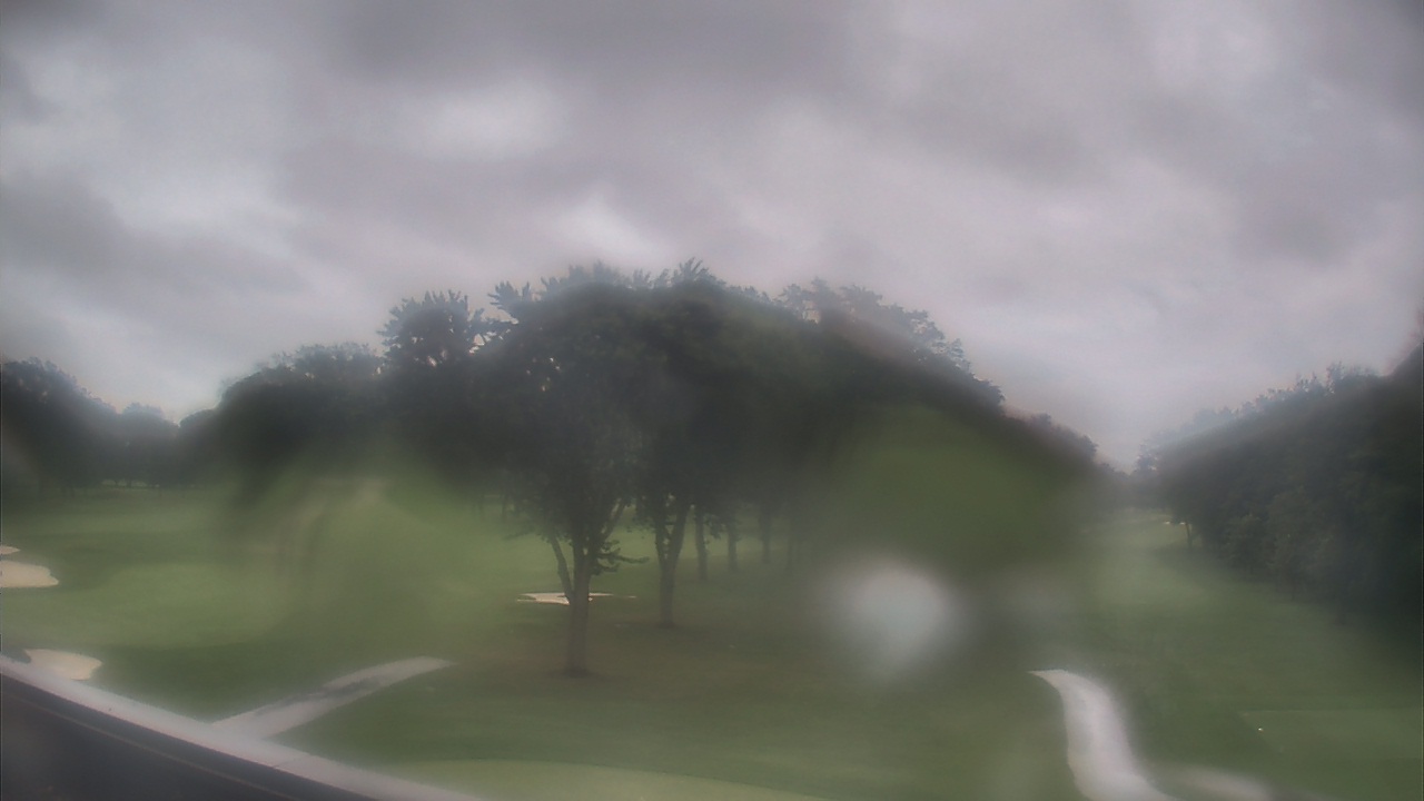 Thumbnail for current weather camera view from Beach Grove Golf and Country Club in Tecumseh, Ontario