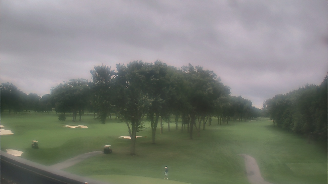 Thumbnail for current weather camera view from Beach Grove Golf and Country Club in Tecumseh, Ontario