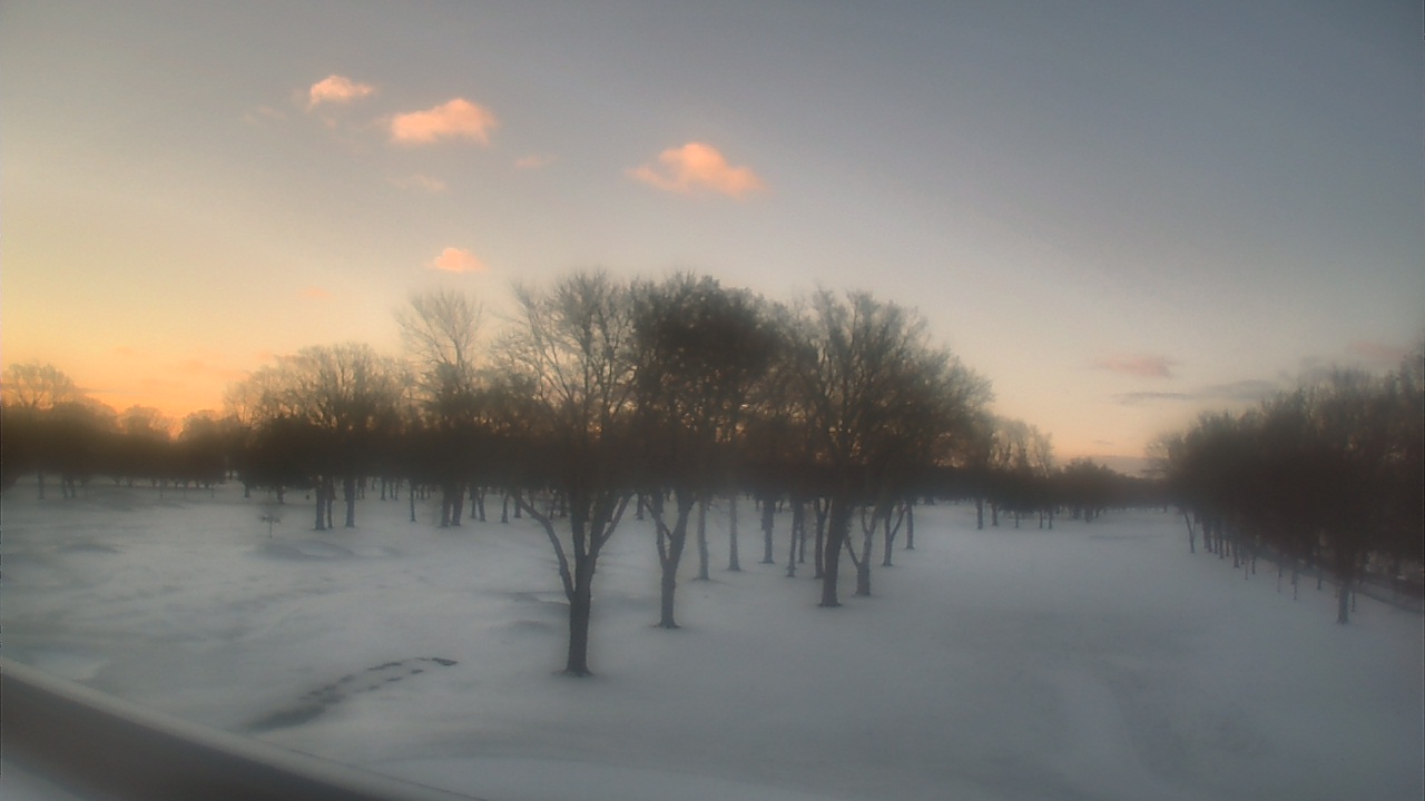 Thumbnail for current weather camera view from Beach Grove Golf and Country Club in Tecumseh, Ontario