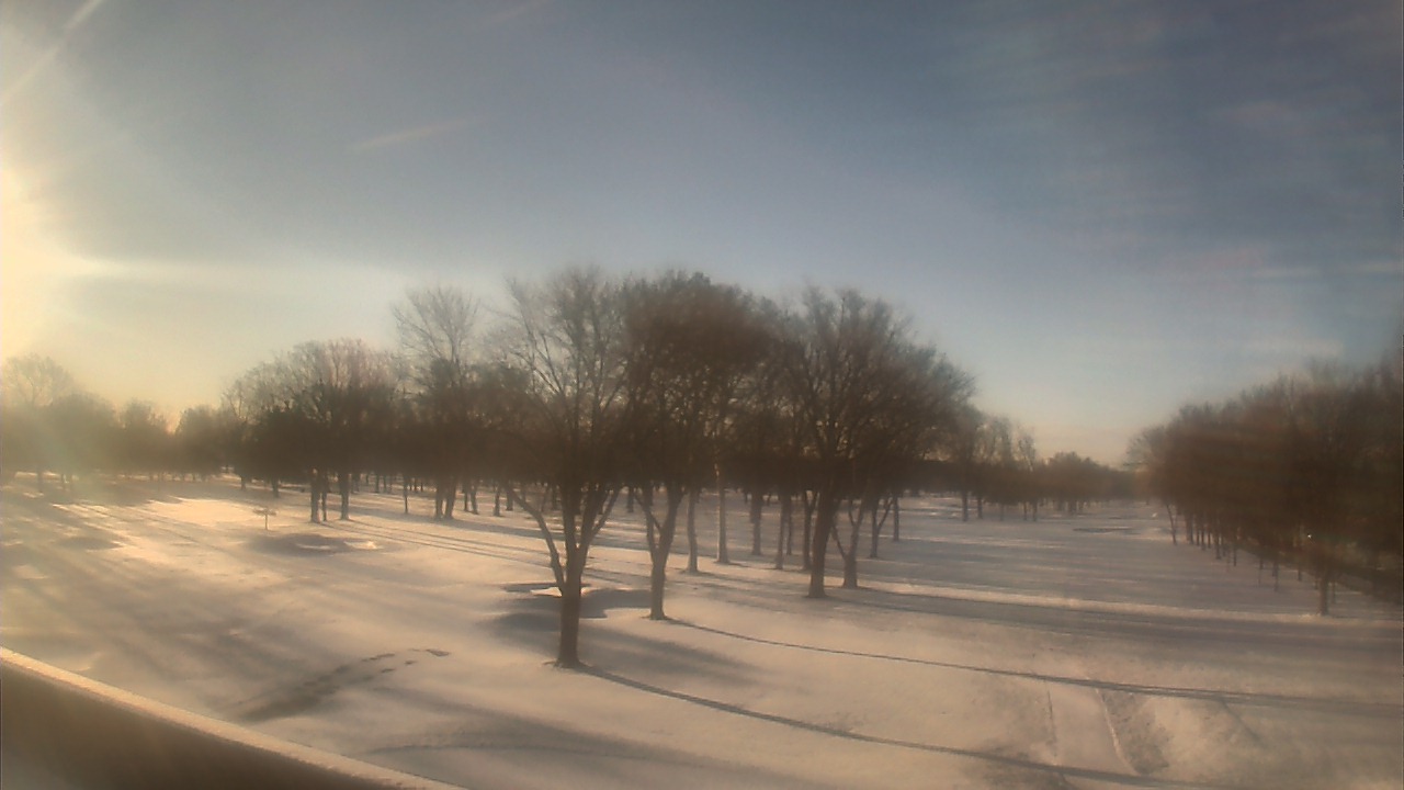Thumbnail for current weather camera view from Beach Grove Golf and Country Club in Tecumseh, Ontario