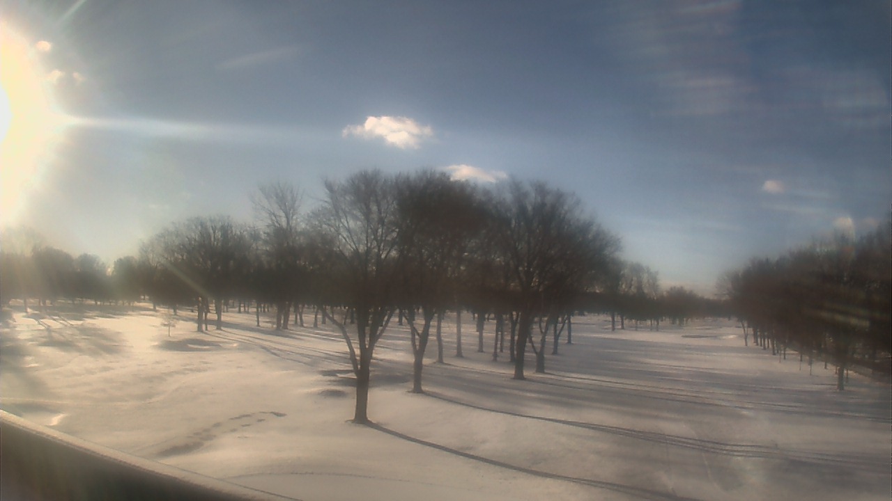 Thumbnail for current weather camera view from Beach Grove Golf and Country Club in Tecumseh, Ontario
