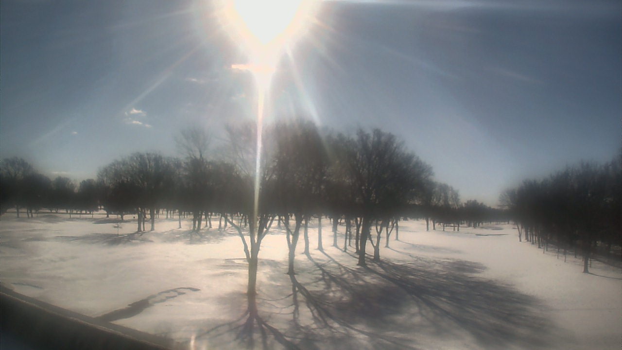 Thumbnail for current weather camera view from Beach Grove Golf and Country Club in Tecumseh, Ontario