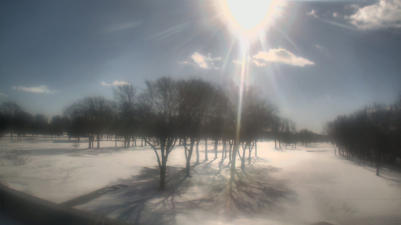 Thumbnail for current weather camera view from Beach Grove Golf and Country Club in Tecumseh, Ontario