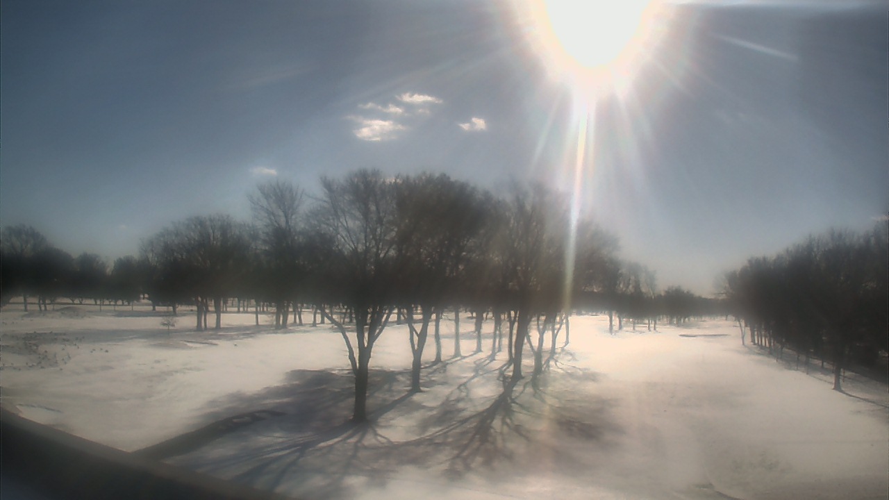 Thumbnail for current weather camera view from Beach Grove Golf and Country Club in Tecumseh, Ontario