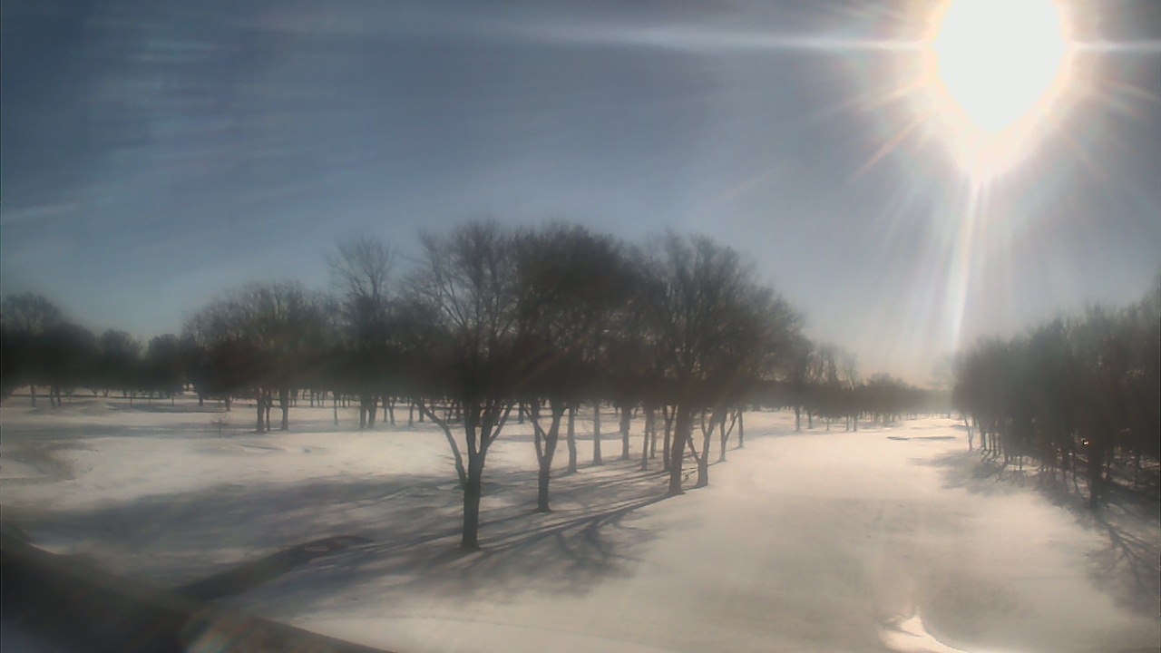 Thumbnail for current weather camera view from Beach Grove Golf and Country Club in Tecumseh, Ontario