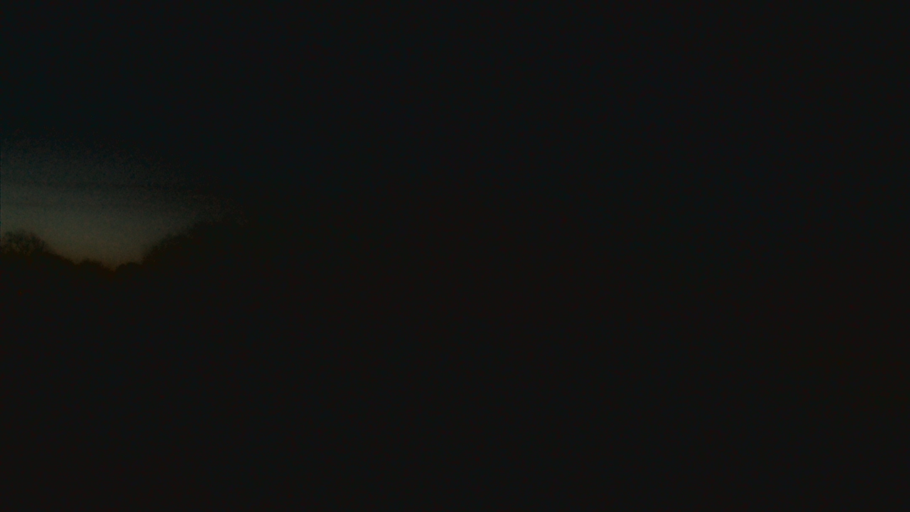 Thumbnail for current weather camera view from Beach Grove Golf and Country Club in Tecumseh, Ontario