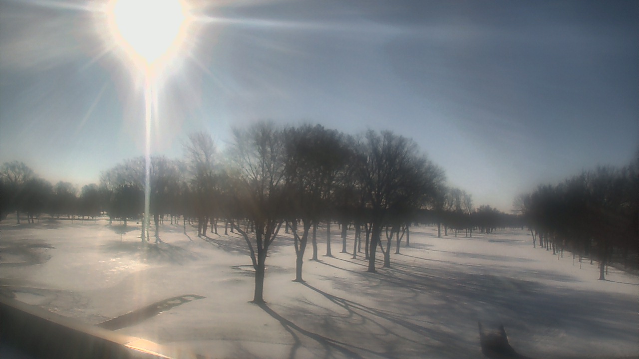 Thumbnail for current weather camera view from Beach Grove Golf and Country Club in Tecumseh, Ontario