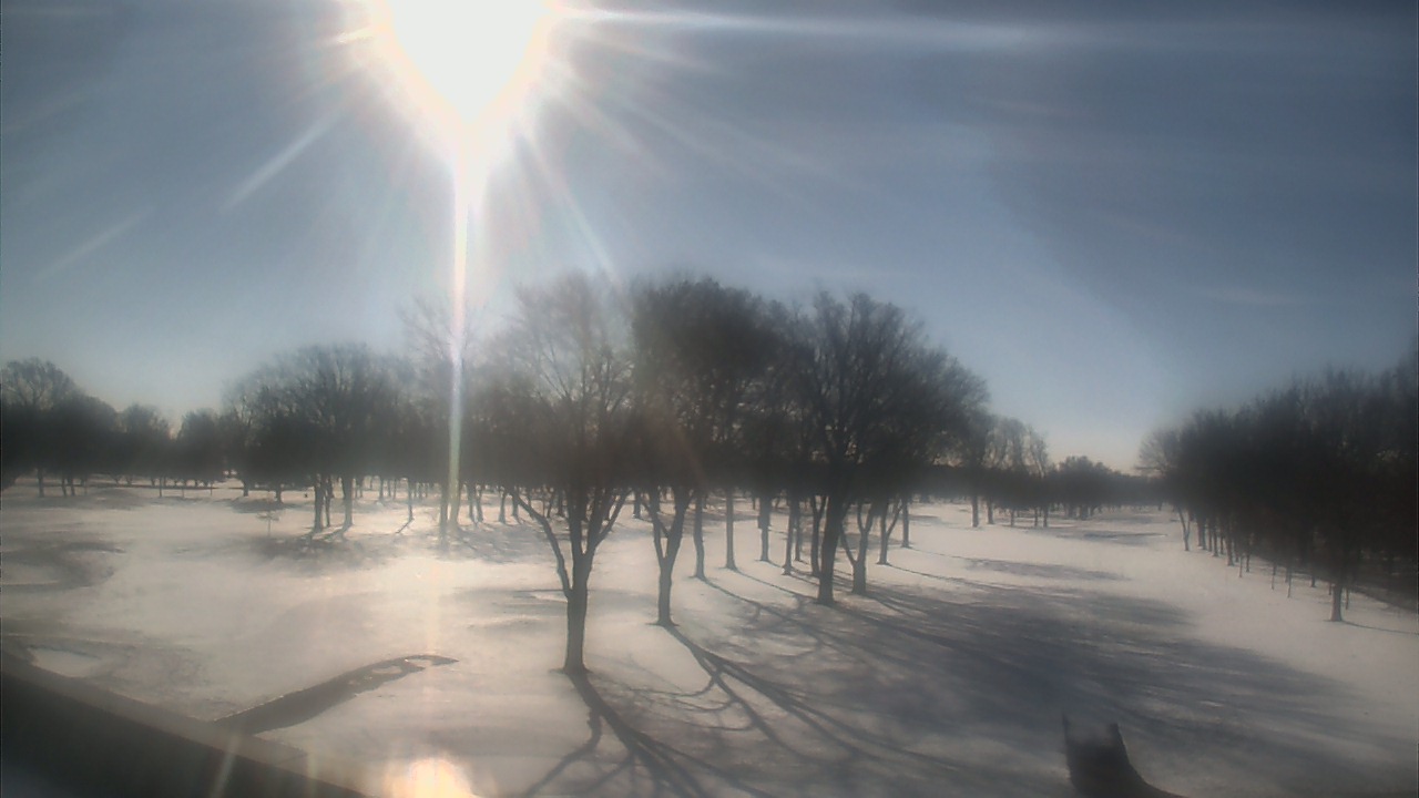Thumbnail for current weather camera view from Beach Grove Golf and Country Club in Tecumseh, Ontario