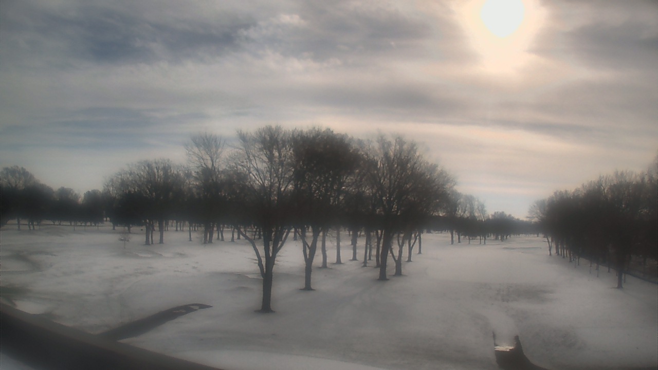 Thumbnail for current weather camera view from Beach Grove Golf and Country Club in Tecumseh, Ontario