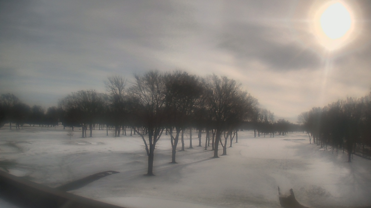 Thumbnail for current weather camera view from Beach Grove Golf and Country Club in Tecumseh, Ontario