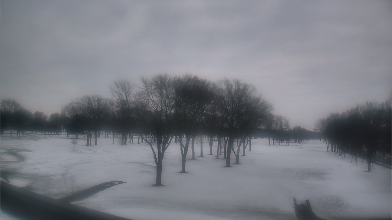Thumbnail for current weather camera view from Beach Grove Golf and Country Club in Tecumseh, Ontario