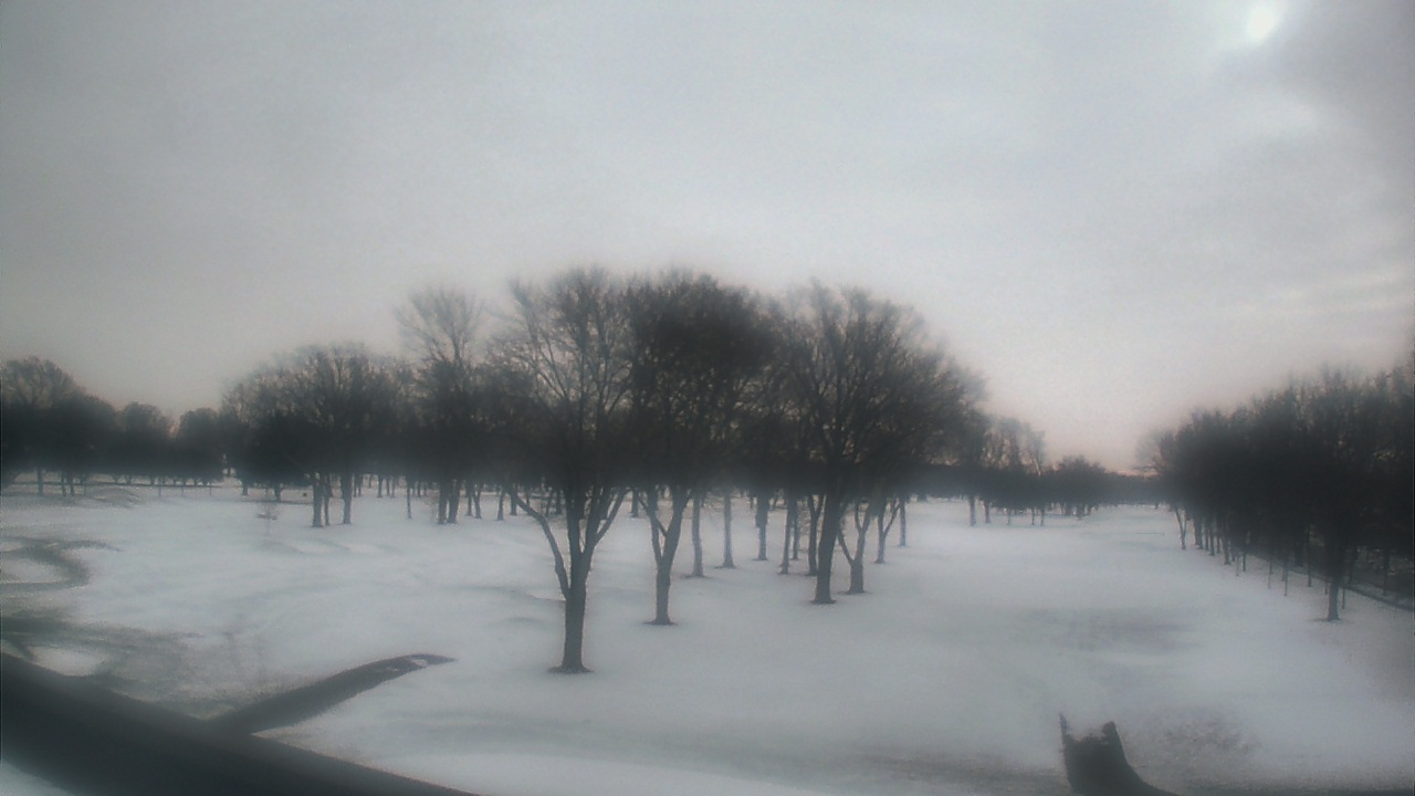 Thumbnail for current weather camera view from Beach Grove Golf and Country Club in Tecumseh, Ontario