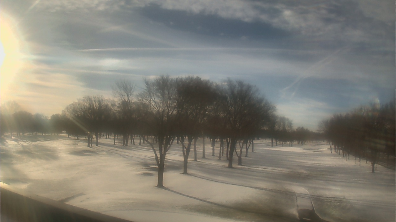 Thumbnail for current weather camera view from Beach Grove Golf and Country Club in Tecumseh, Ontario