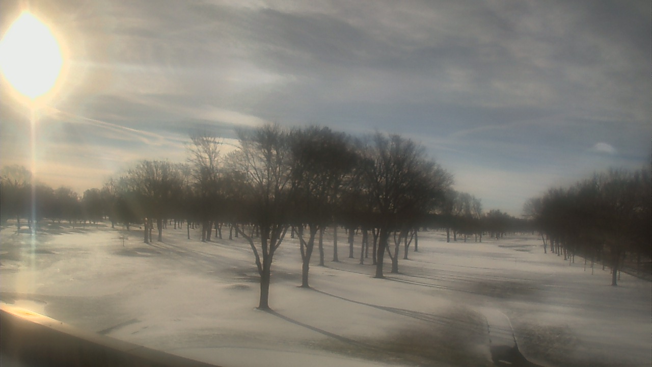 Thumbnail for current weather camera view from Beach Grove Golf and Country Club in Tecumseh, Ontario