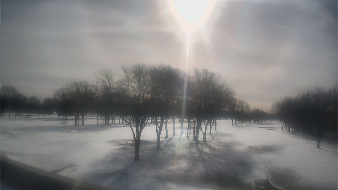 Thumbnail for current weather camera view from Beach Grove Golf and Country Club in Tecumseh, Ontario