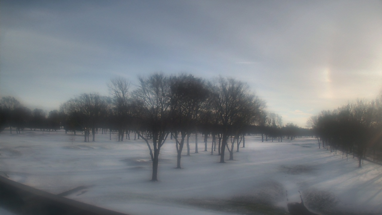 Thumbnail for current weather camera view from Beach Grove Golf and Country Club in Tecumseh, Ontario