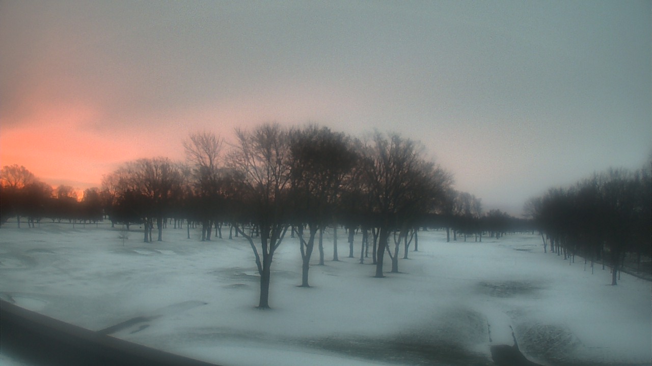 Thumbnail for current weather camera view from Beach Grove Golf and Country Club in Tecumseh, Ontario