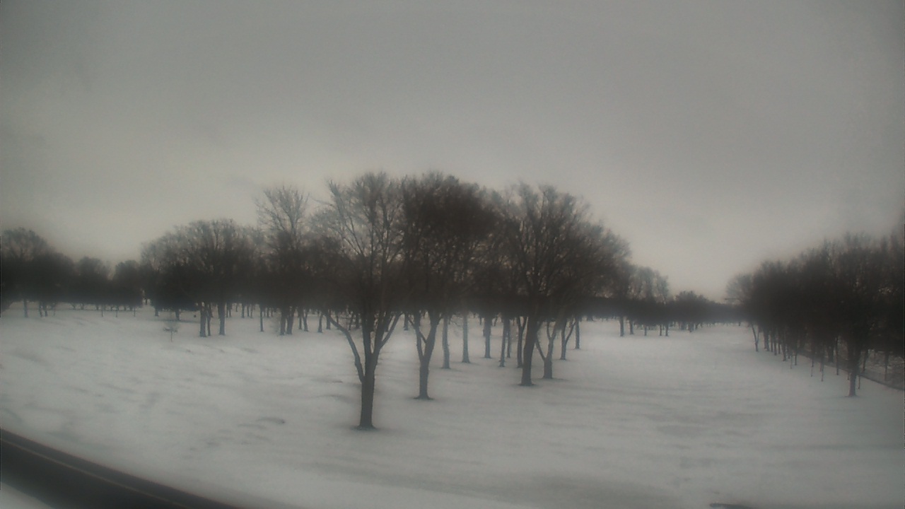 Thumbnail for current weather camera view from Beach Grove Golf and Country Club in Tecumseh, Ontario
