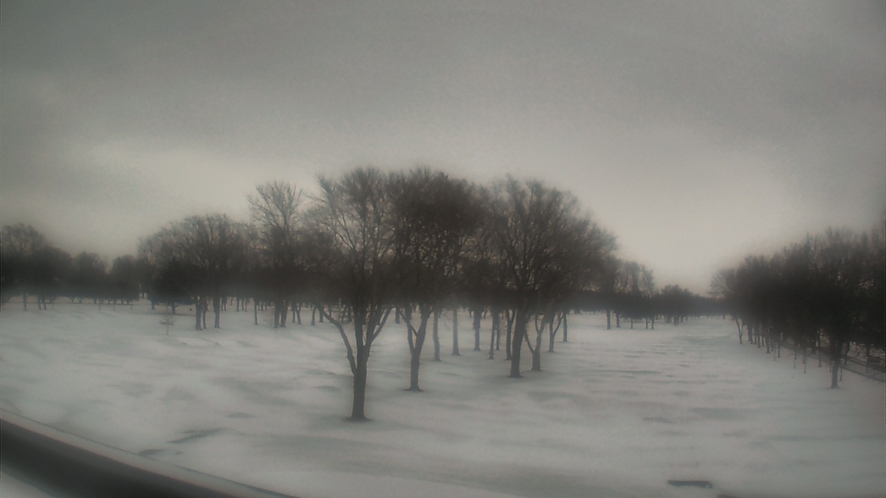 Thumbnail for current weather camera view from Beach Grove Golf and Country Club in Tecumseh, Ontario