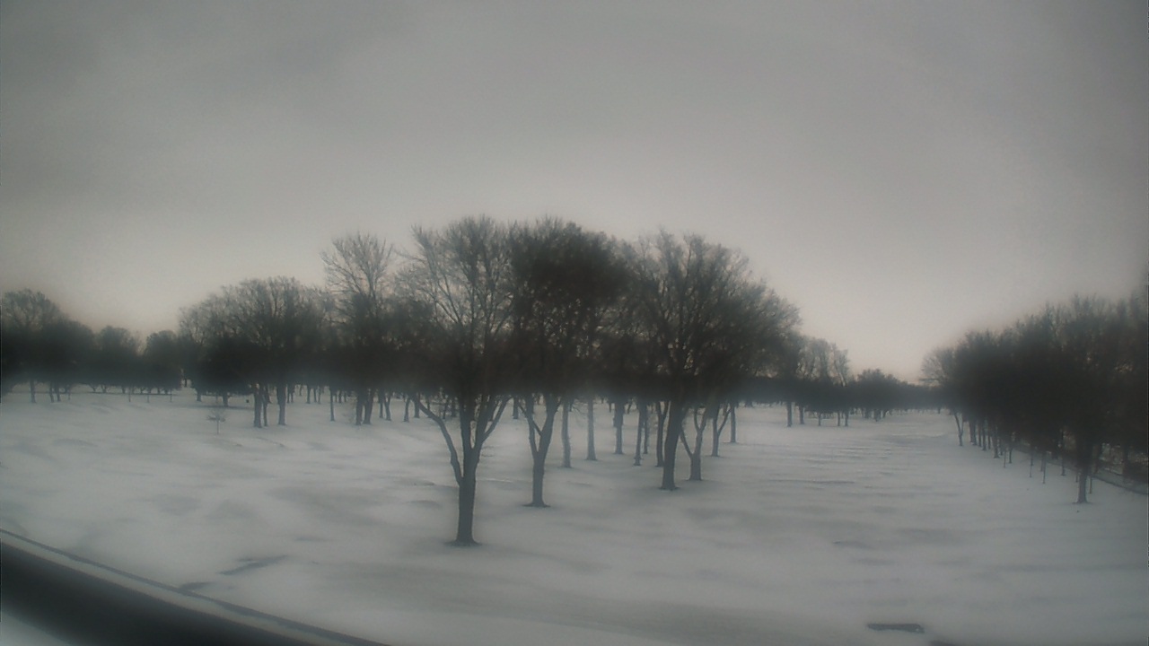 Thumbnail for current weather camera view from Beach Grove Golf and Country Club in Tecumseh, Ontario