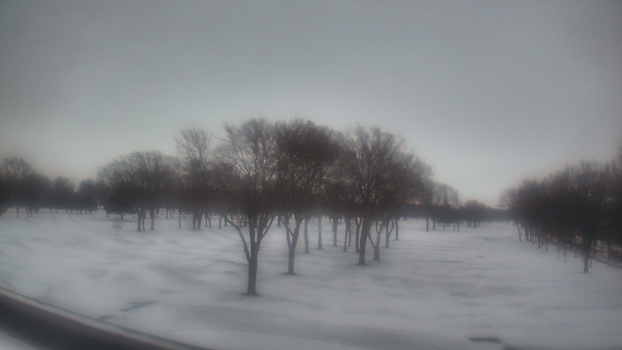 Thumbnail for current weather camera view from Beach Grove Golf and Country Club in Tecumseh, Ontario