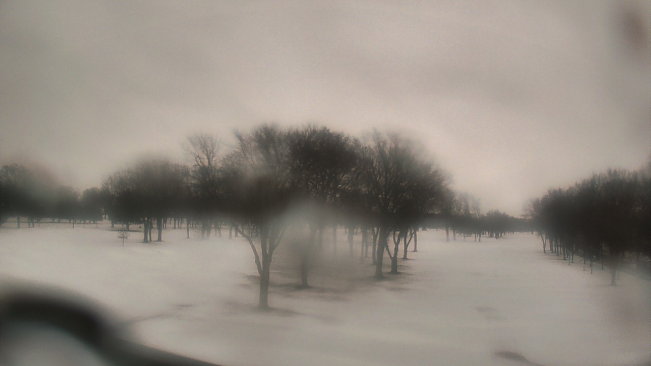 Thumbnail for current weather camera view from Beach Grove Golf and Country Club in Tecumseh, Ontario