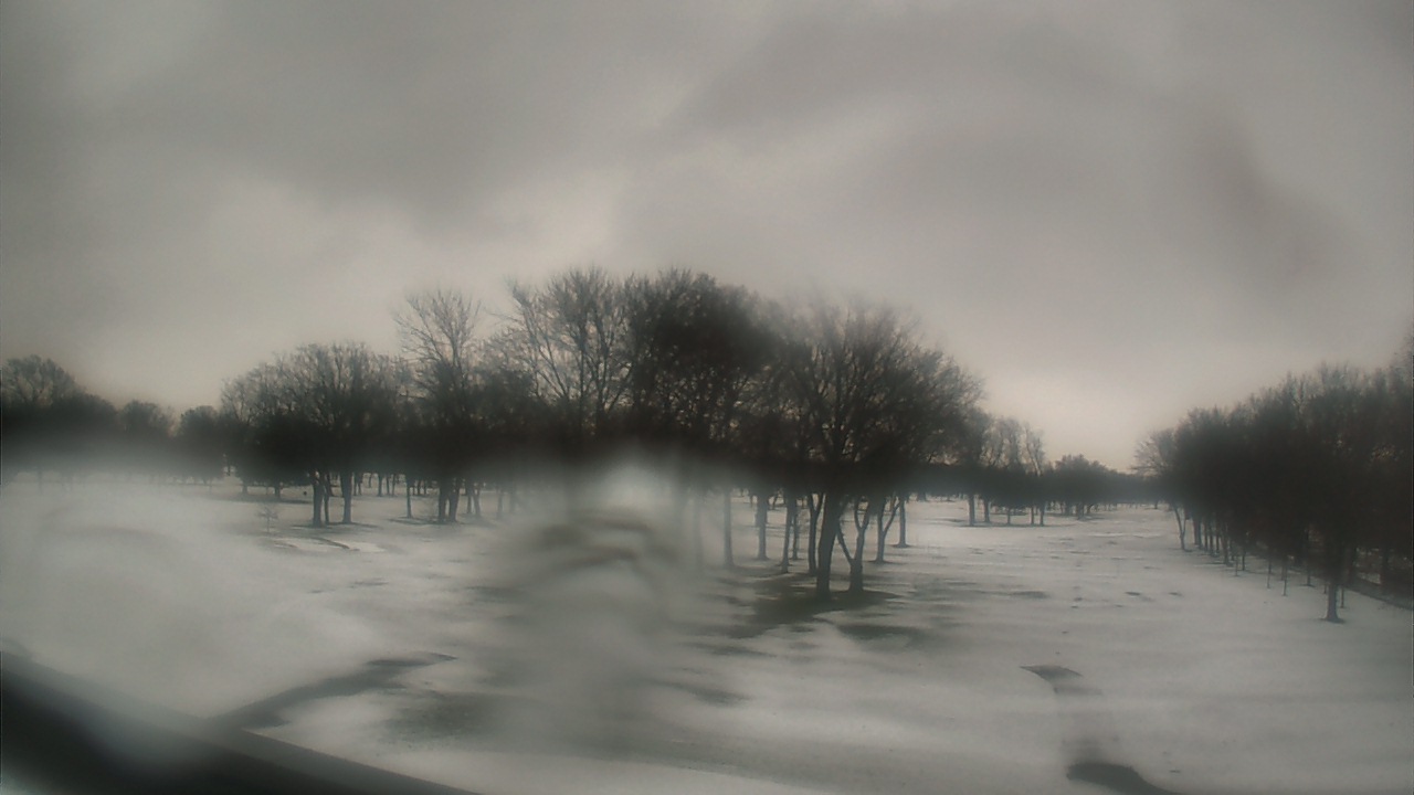 Thumbnail for current weather camera view from Beach Grove Golf and Country Club in Tecumseh, Ontario